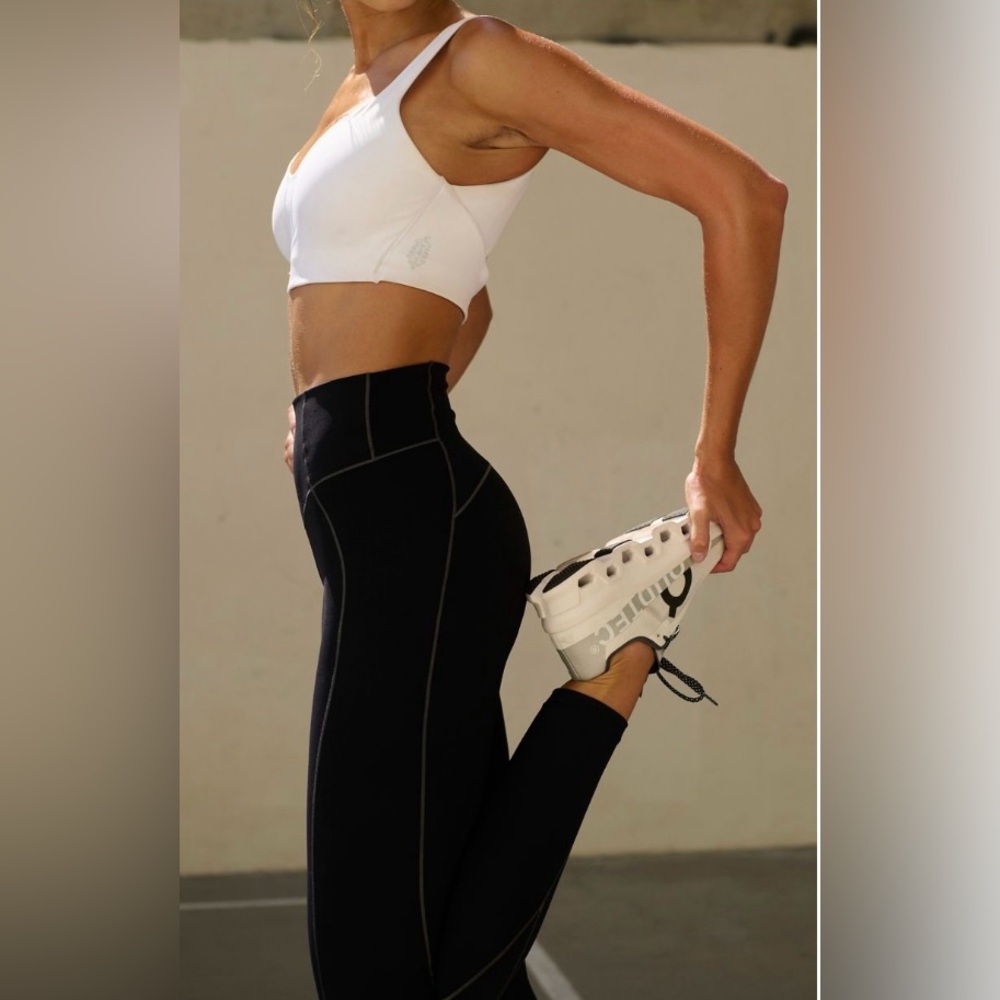 Free People Movement ~ Level Up Leggings ~ Black * NWT - Picture 7 of 14